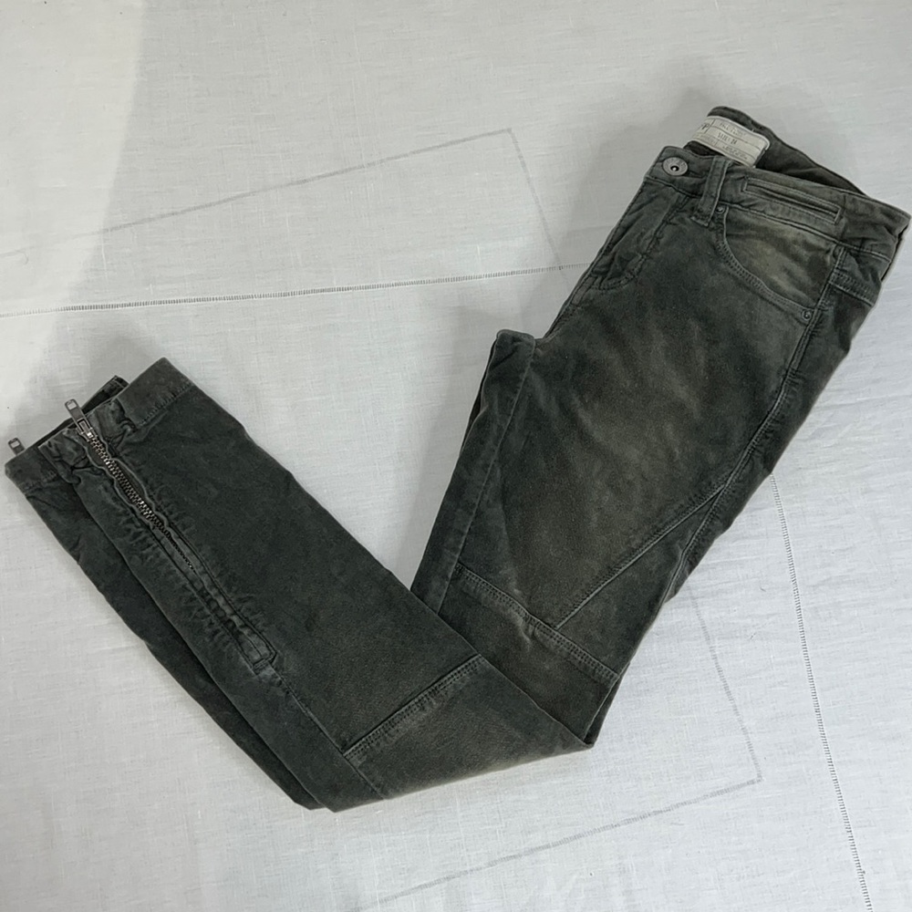 EUC Free People Skinny 24 pants